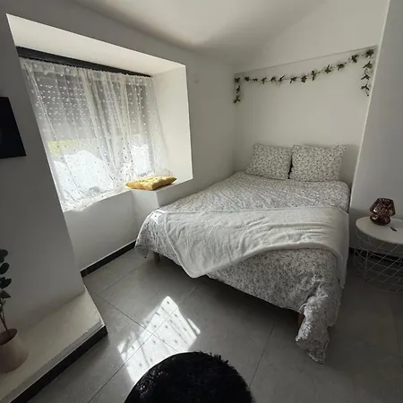 Сasa de vacaciones Maison Avec Jacuzzi Extérieur *