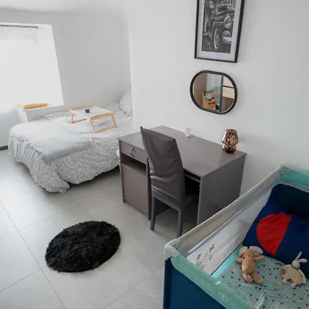 Дом отдыха Maison Avec Jacuzzi Exterieur