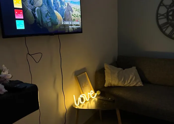 Maison Avec Jacuzzi Extérieur *